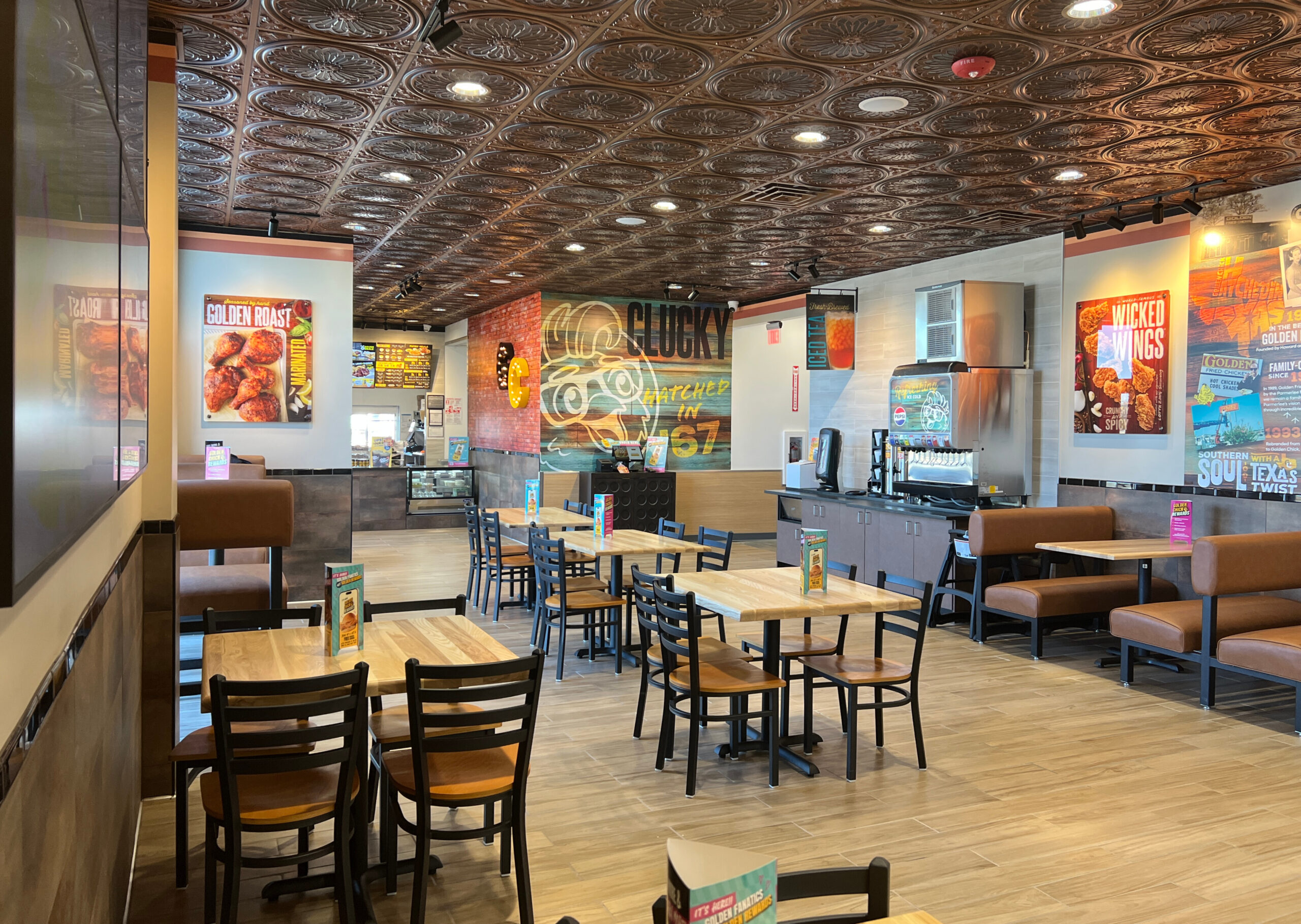 Interior of Golden Chick South Colleyville store